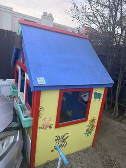 Free Playhouse 