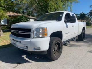 2013 CHEVROLET SILVERADO LTZ EXTENDED CAB LEATHER, DUAL POWER SEATS clean title good miles over 85 trucks to choose from guaranteed approval