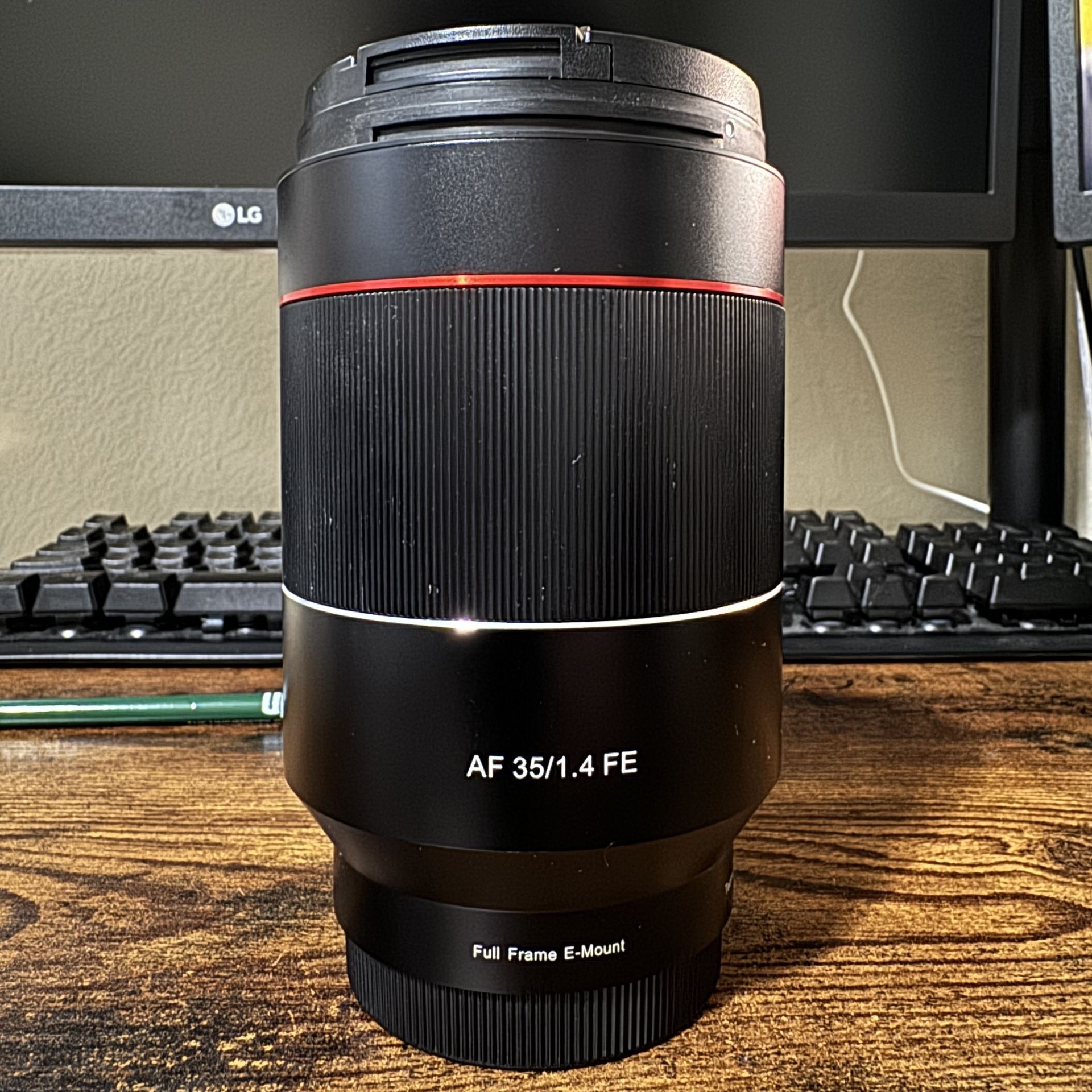 ROKINON 35mm f1.4 Sony E-Mount lens