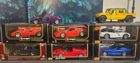1:18 Scale Diecast Model Cars