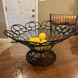 Metal Fruit Bowl Set $25