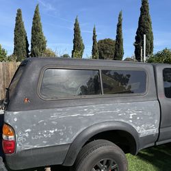 LEER Camper 1st gen Tacoma long bed