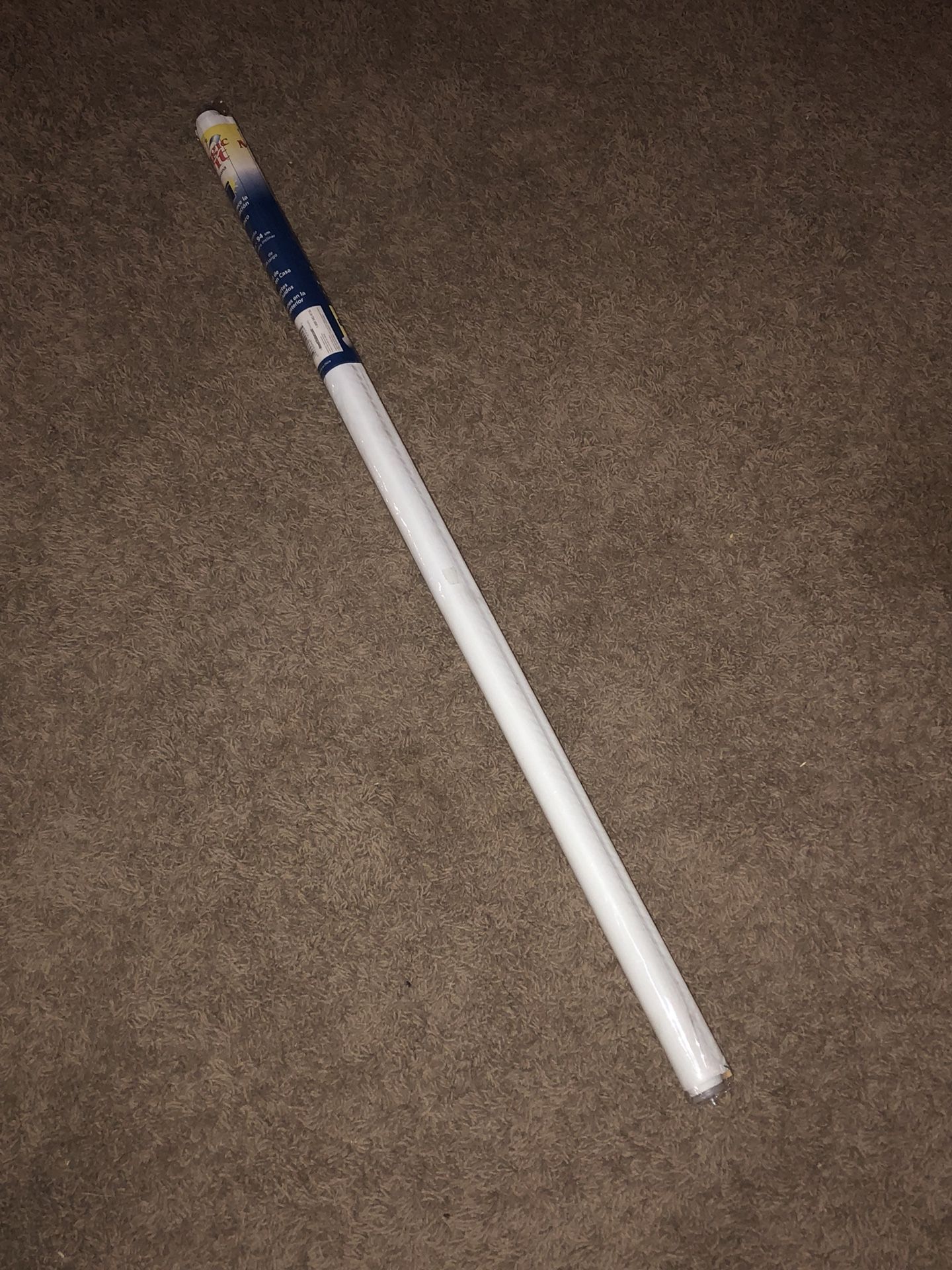 NEW IN PLASTIC Newell Rubbermaid Magic Fit Roller Shade