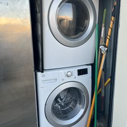 Smart Washer Gas dryer