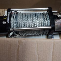 FOR SELL 12,500 POUND WINCH NEW IN BOX
