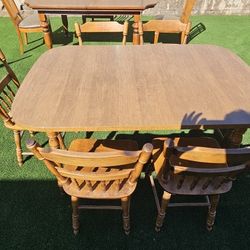 Extendable Dinning Table