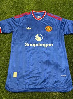 MANCHESTER UNITED JERSEY