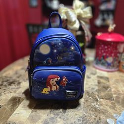 Very cute light up little mermaid loungefly