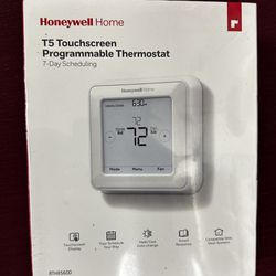 Honeywell T5 touchscreen smart thermostat Un-opened 