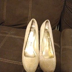 Size 6 Light Beige Heels