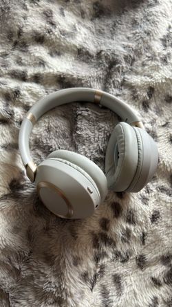 Wireless Bluetooth Headphones