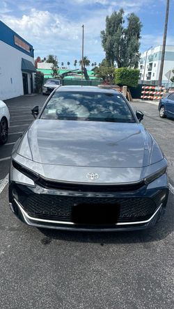 Toyota 2026 Gray Crown XLE SEDAN (Hybrid)