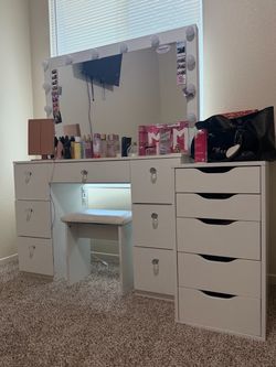 Vanity with chair + drawers
