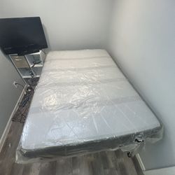 Queen Bed