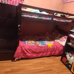 Twin  Size Bunk Bed 