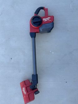 Milwaukee M18 Compact Vacuum (0882-20) – Bare Tool Only
