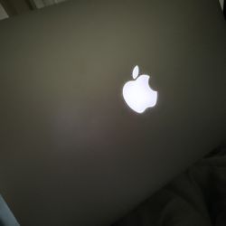 MacBook Pro 13”