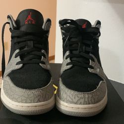 Air Jordan 1 Mid SE elephant print,with box