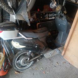 Electric Scooter Battery Operated Works Plus Additional Scooter for Parts