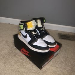 Size 7 Air Jordan 1 Retro High Og(White/Black -Volt Blanc/Voltor)