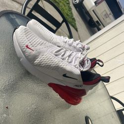 Nike Air 270