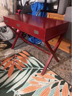 Entry Table or Desk