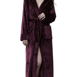 Sleepwear XL Plush Robe