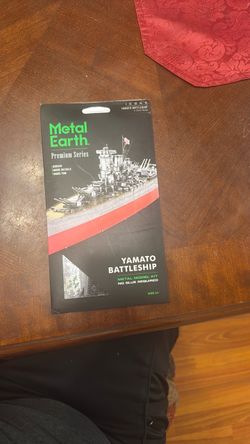 Metal Earth Premium Series Yamato Battleship Model Kit
