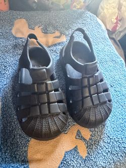 Toddler shoes