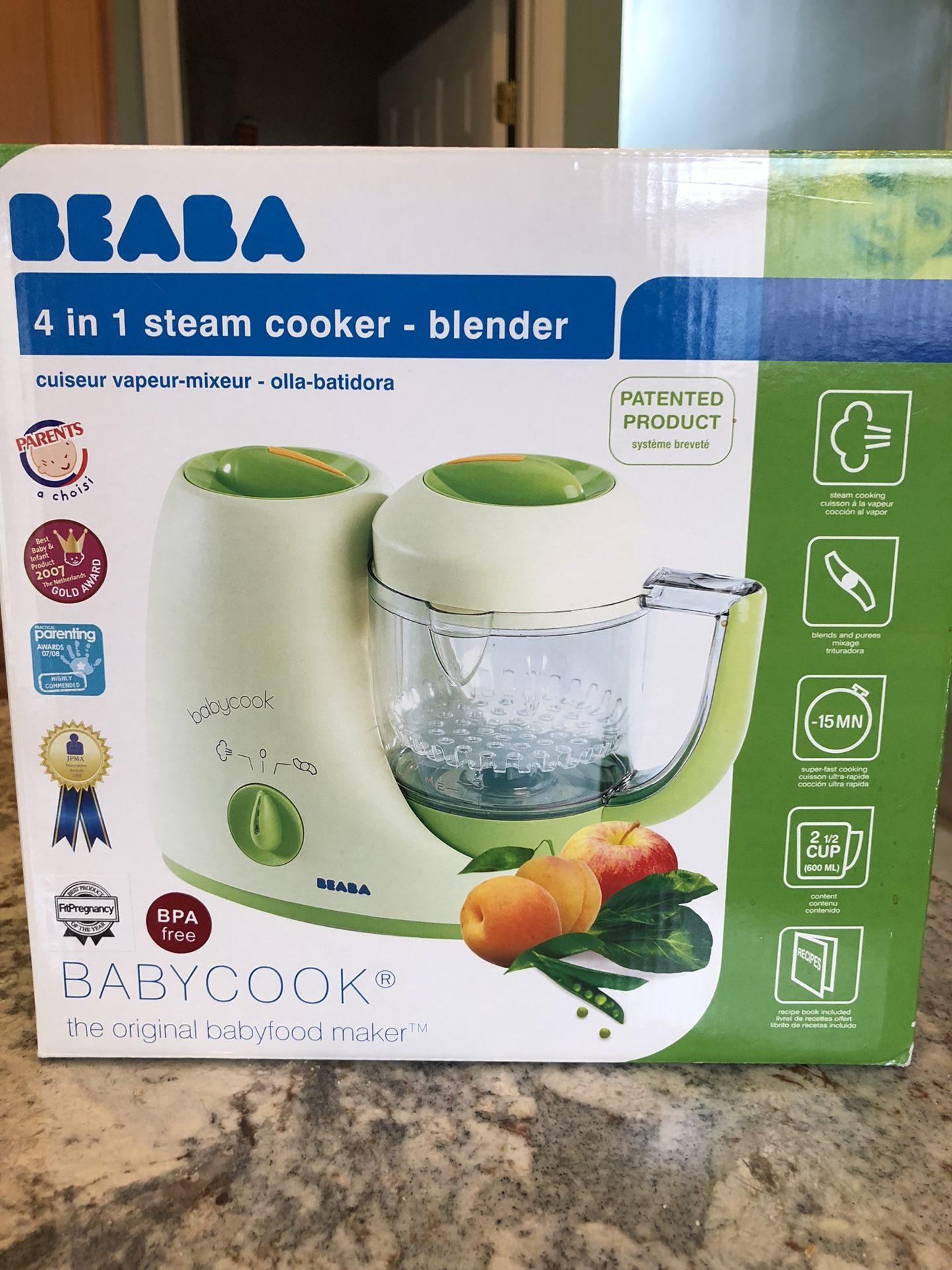 NEW- Beaba Babycook Steamer Blender - NEW