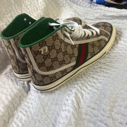 Gucci Shoes 10.5 