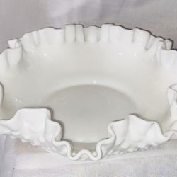 FENTON TRINKET DISH
