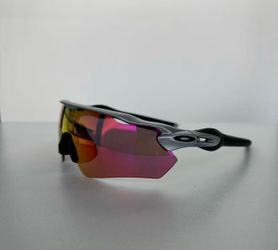 Oakley radar EV gray/black/red
