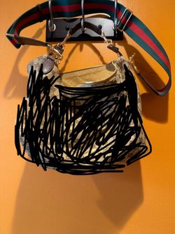 Crossbody/shoulder bag