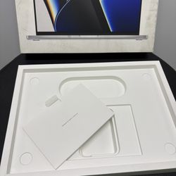 Used Original MacBook Box – Apple Laptop Packaging 