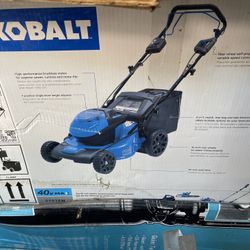 Battery Recharged Lawn Mower ! 