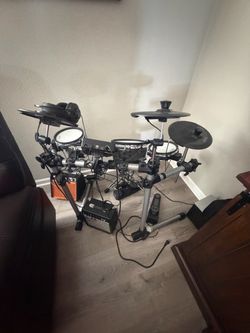 Simmons drums set