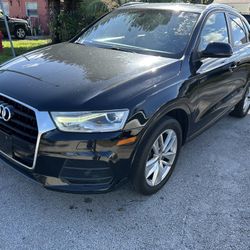 2017 Audi Q3 Premium 