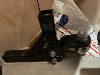 Adjustable Trailer Hitch 