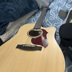 Donner 6 String Guitar