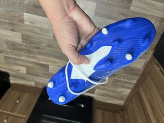 Soccer Cleats 10.5