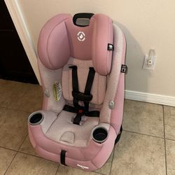 Maxi Cosi Pink Toddler Carseat 
