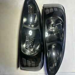 Pontiac Grand Prix Headlight Year 2004 To 2008