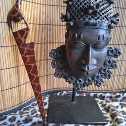 African Mask Stand