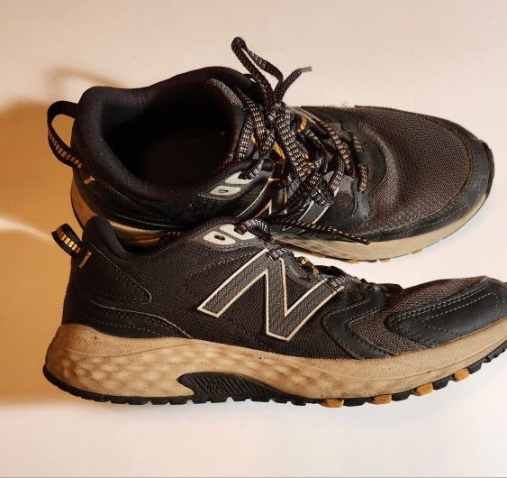 New Balance 410