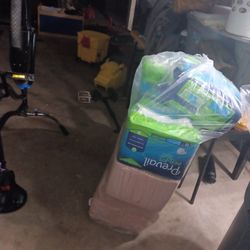 ADUALT DIPPERS AND BED PADS 