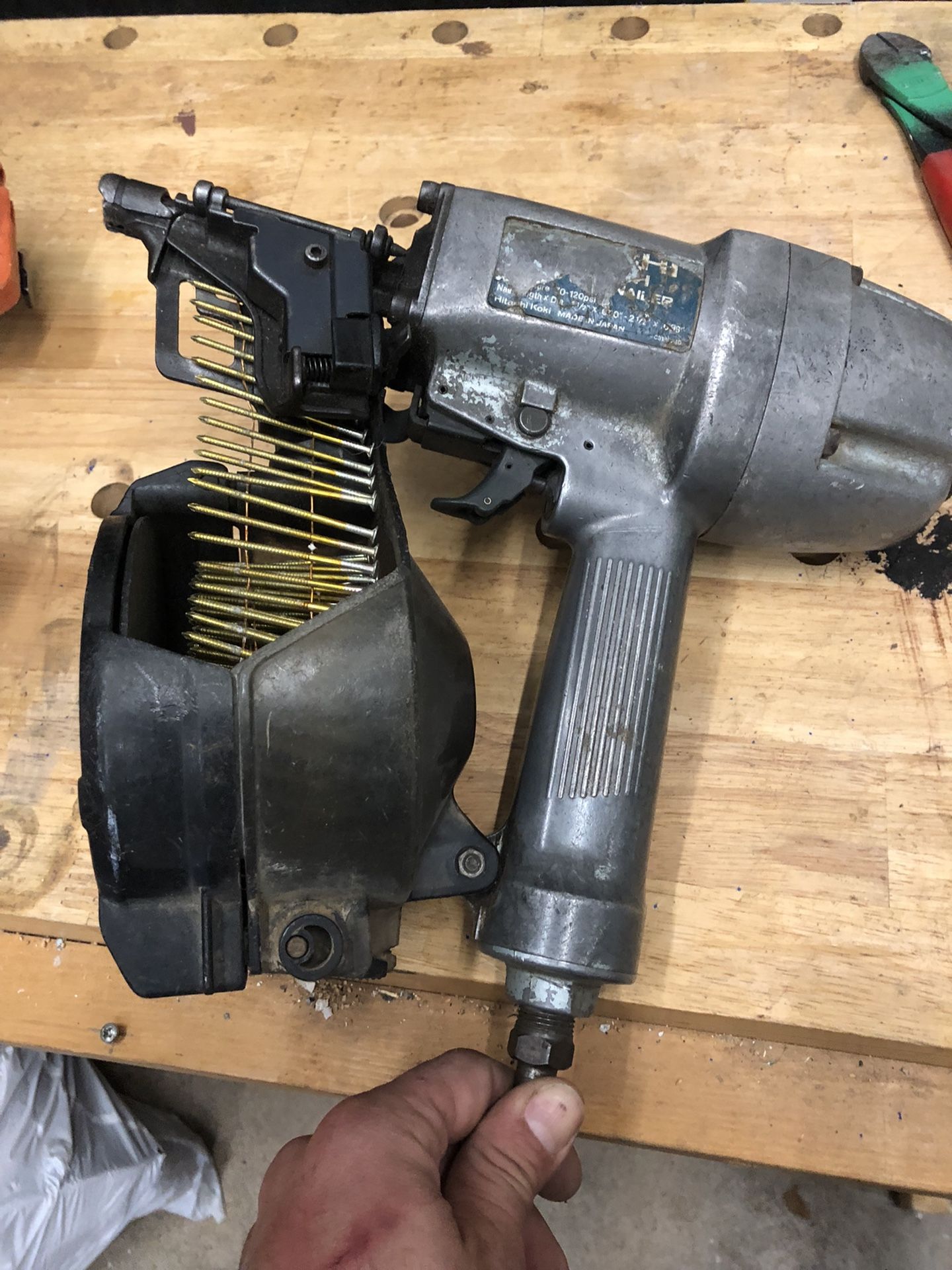 Hitachi Coil Nailer