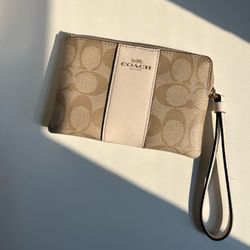 Small Coach Wallet