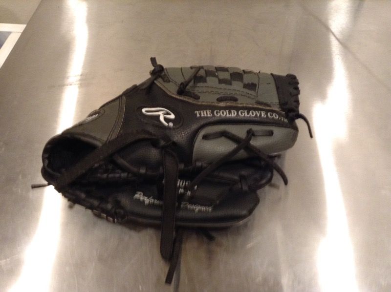 Youth Rawlings glove