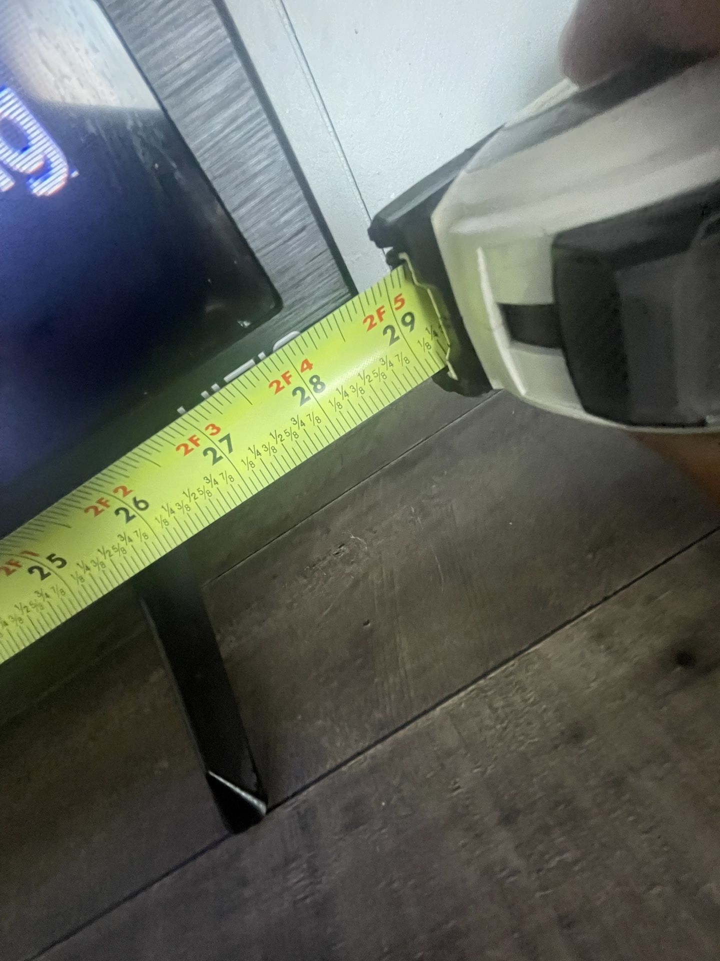 Selling A 29 Inch Vizio Tv Asking 110 OBO For It